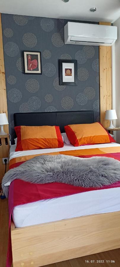 Apartment Travel Hub *** Varazdin Exterior photo